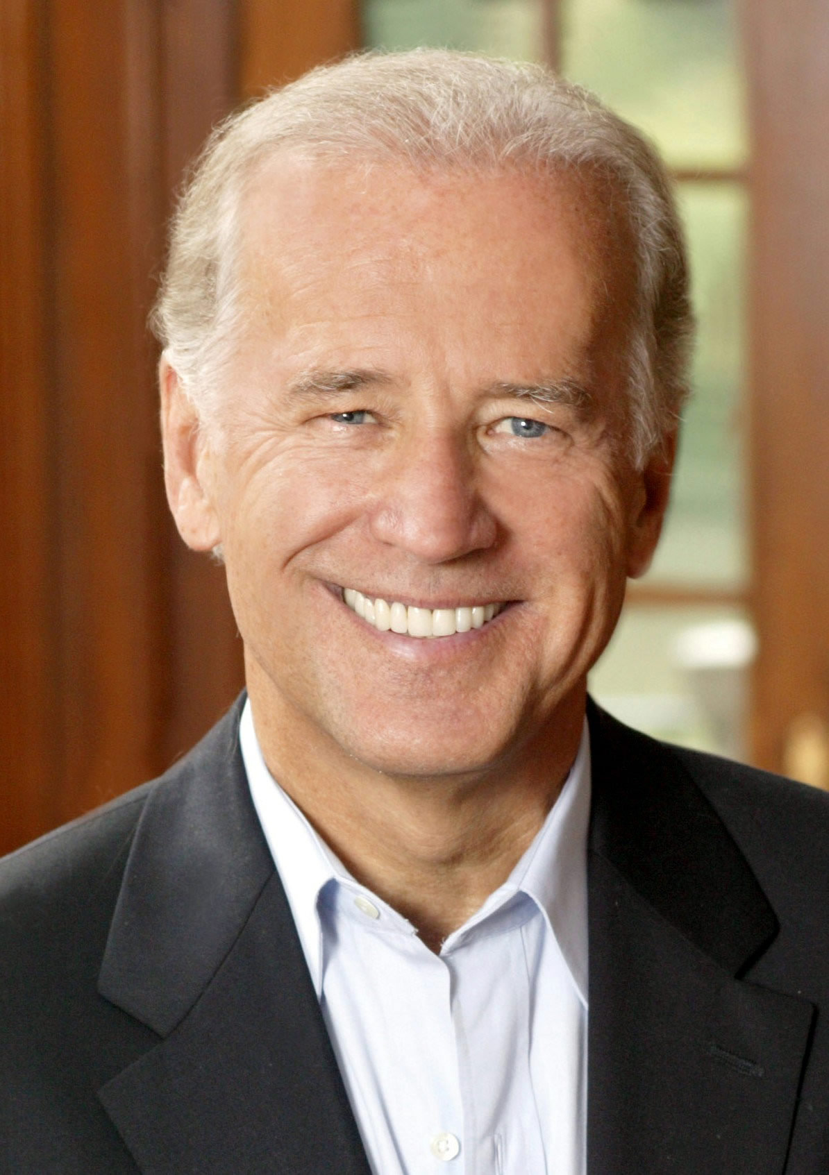 File:Joe Biden, official photo portrait 2-cropped.jpg - Wikimedia ...