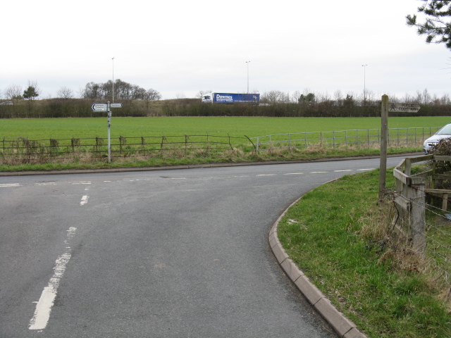 File:Lane Junction Near Park Farm - geograph.org.uk - 1767969.jpg