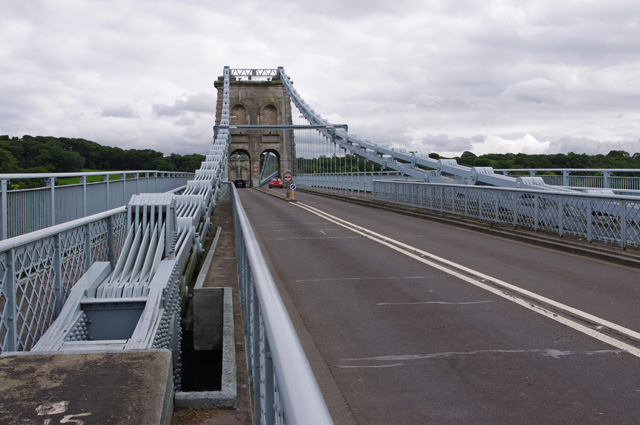 File:Menai Suspension Bridge - Pont y Borth - geograph.org.uk - 2021691.jpg