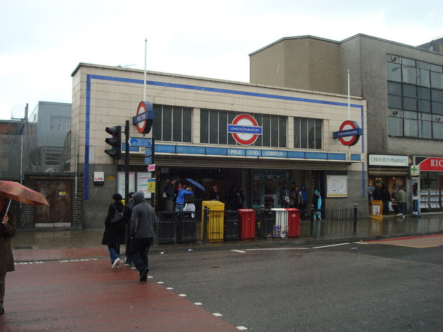 File:Mile End Underground Station.jpg