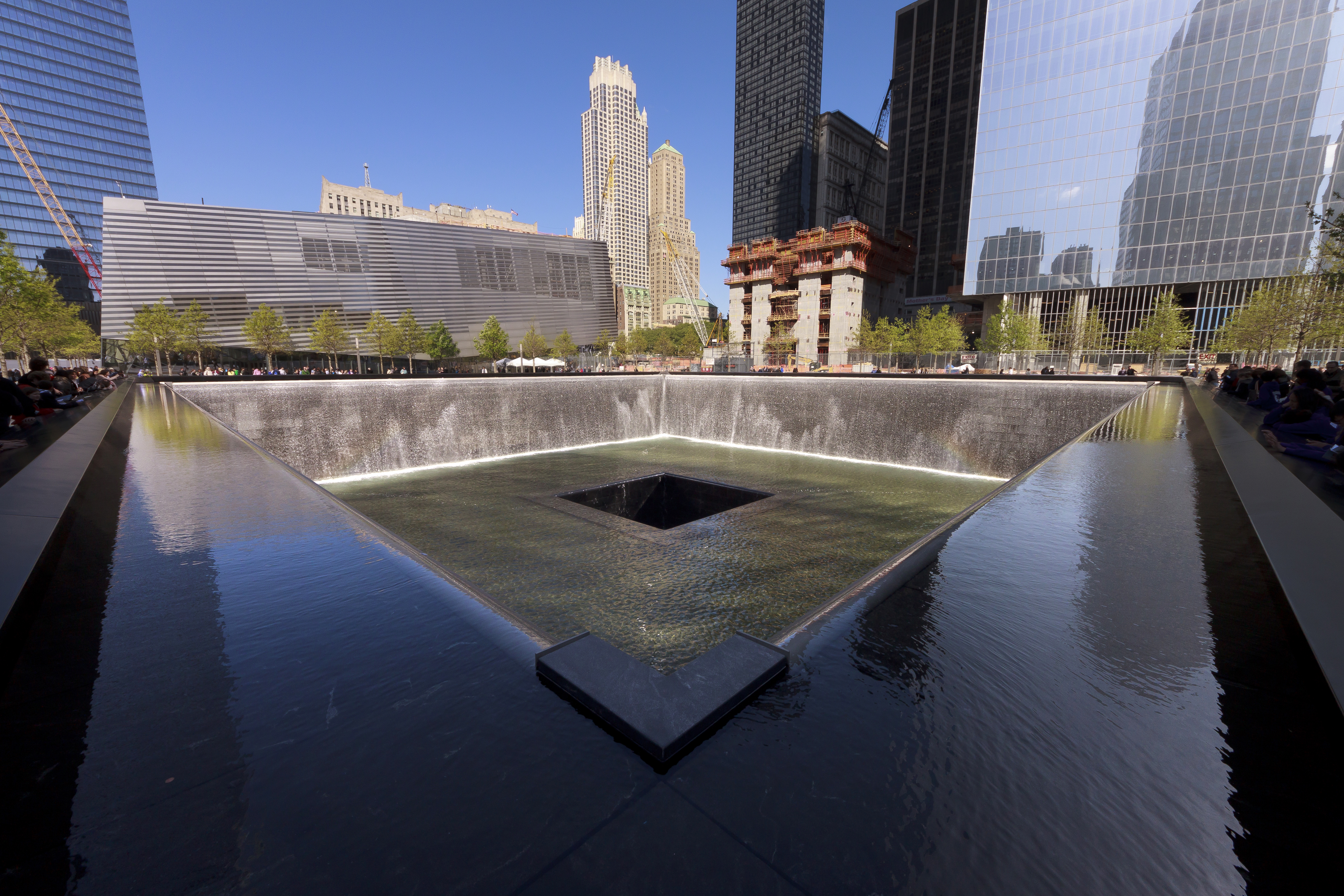 New York - National September 11 Memorial South Pool - April 2012 - 9693C.jpg