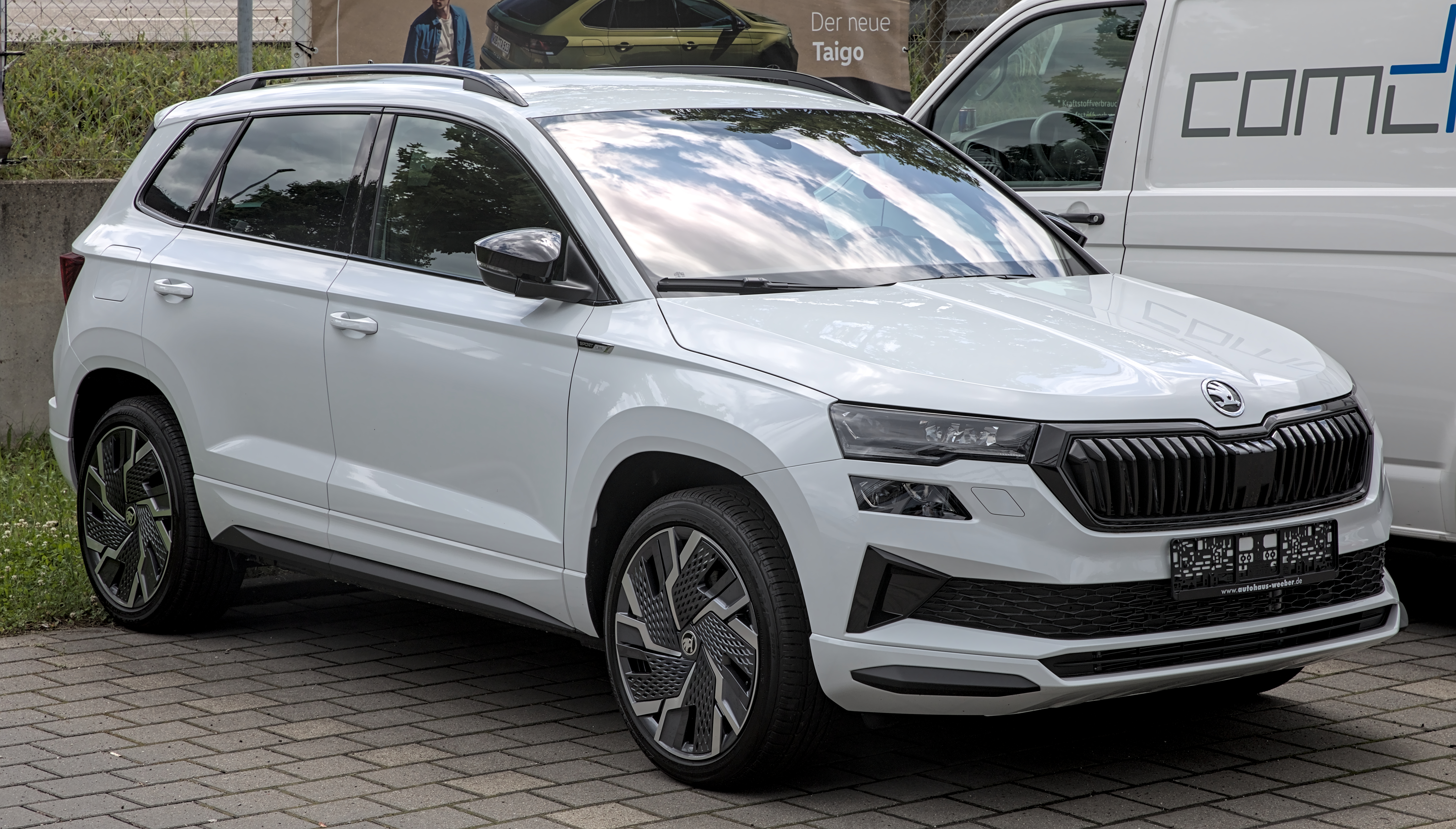 File:Skoda Karoq Facelift 1X7A0318.jpg - Wikipedia