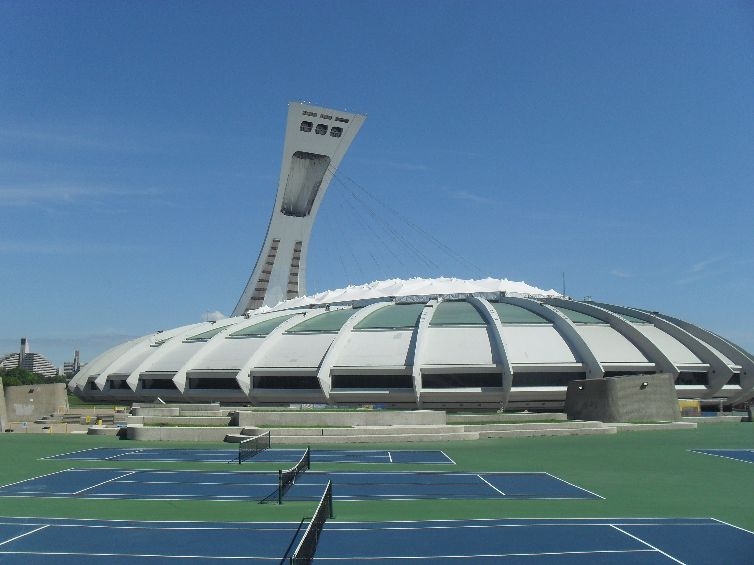 Olympic Stadium / Stade Olympic / Stade Olympique - Montreal