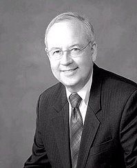 Kenneth Starr Starr-large (1).jpg