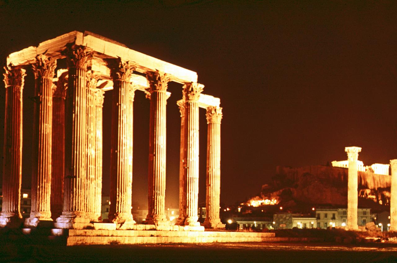 Храм зевса в олимпии фото