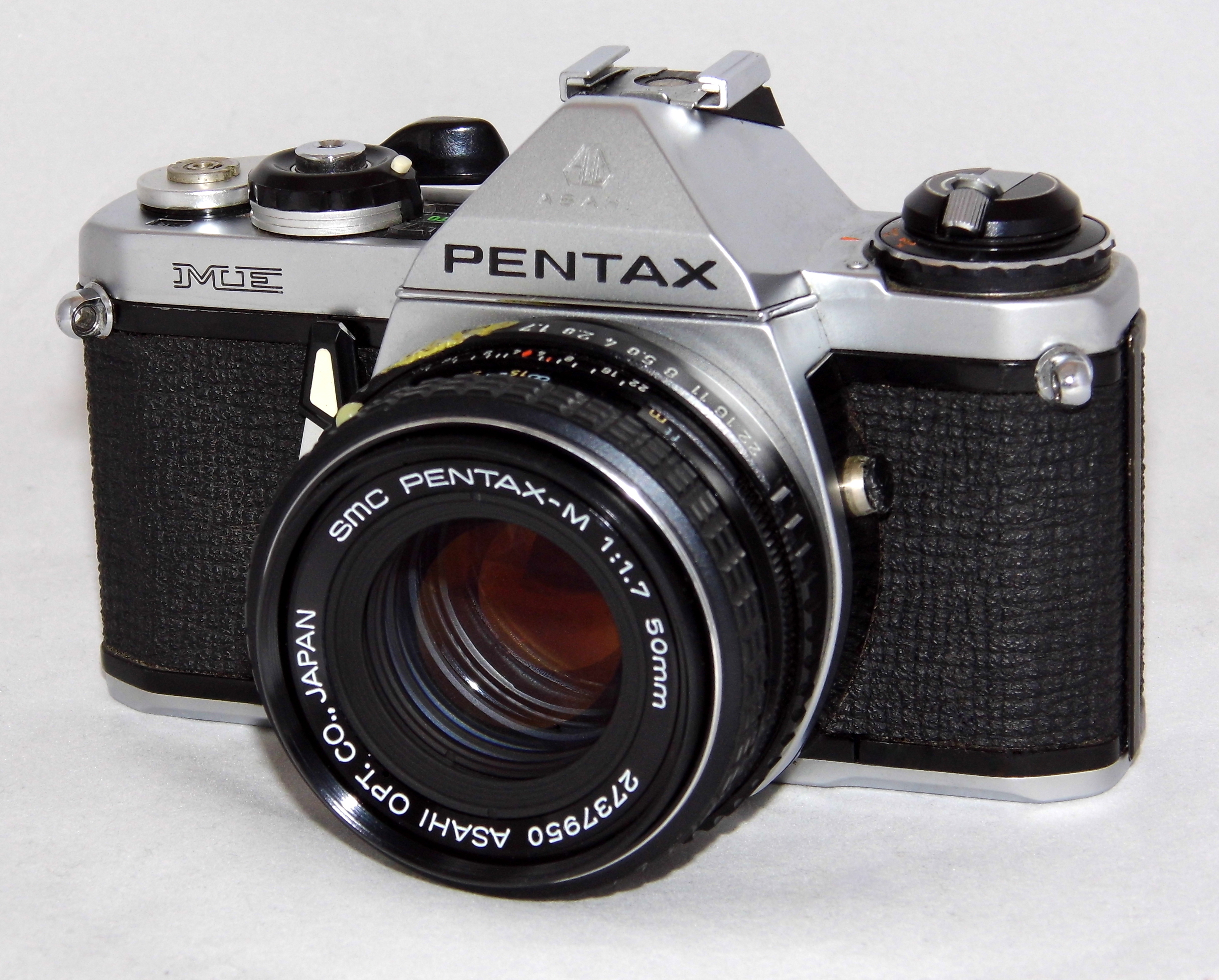 File:Vintage Pentax ME 35mm SLR Film Camera, With SMC Pentax-M