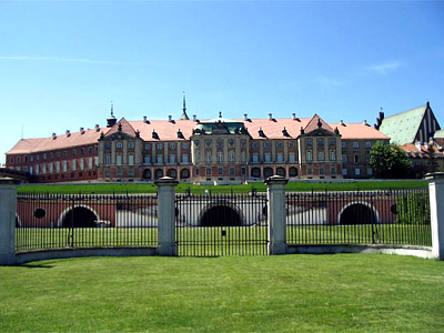Ficheiro:Warsaw Royal Castle (photograph by Marek and Ewa Wojciechowscy).jpg