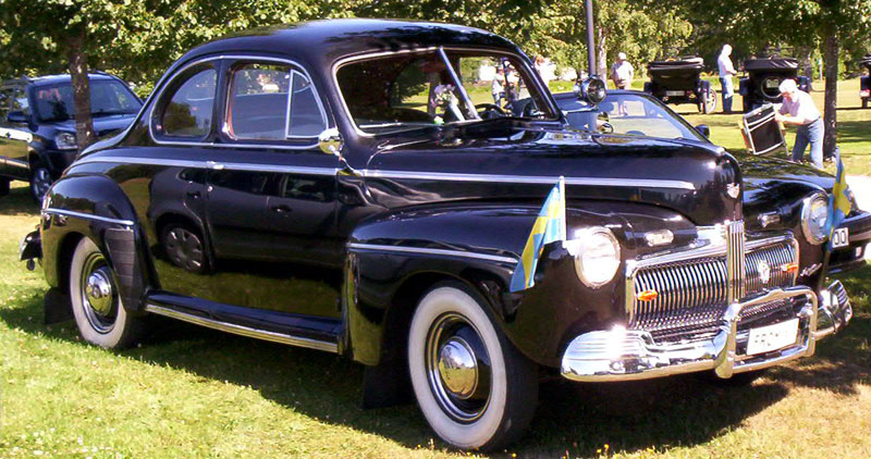 File:1942 Ford Model 21A 77B Super De Luxe Coupe AYG436 2.jpg