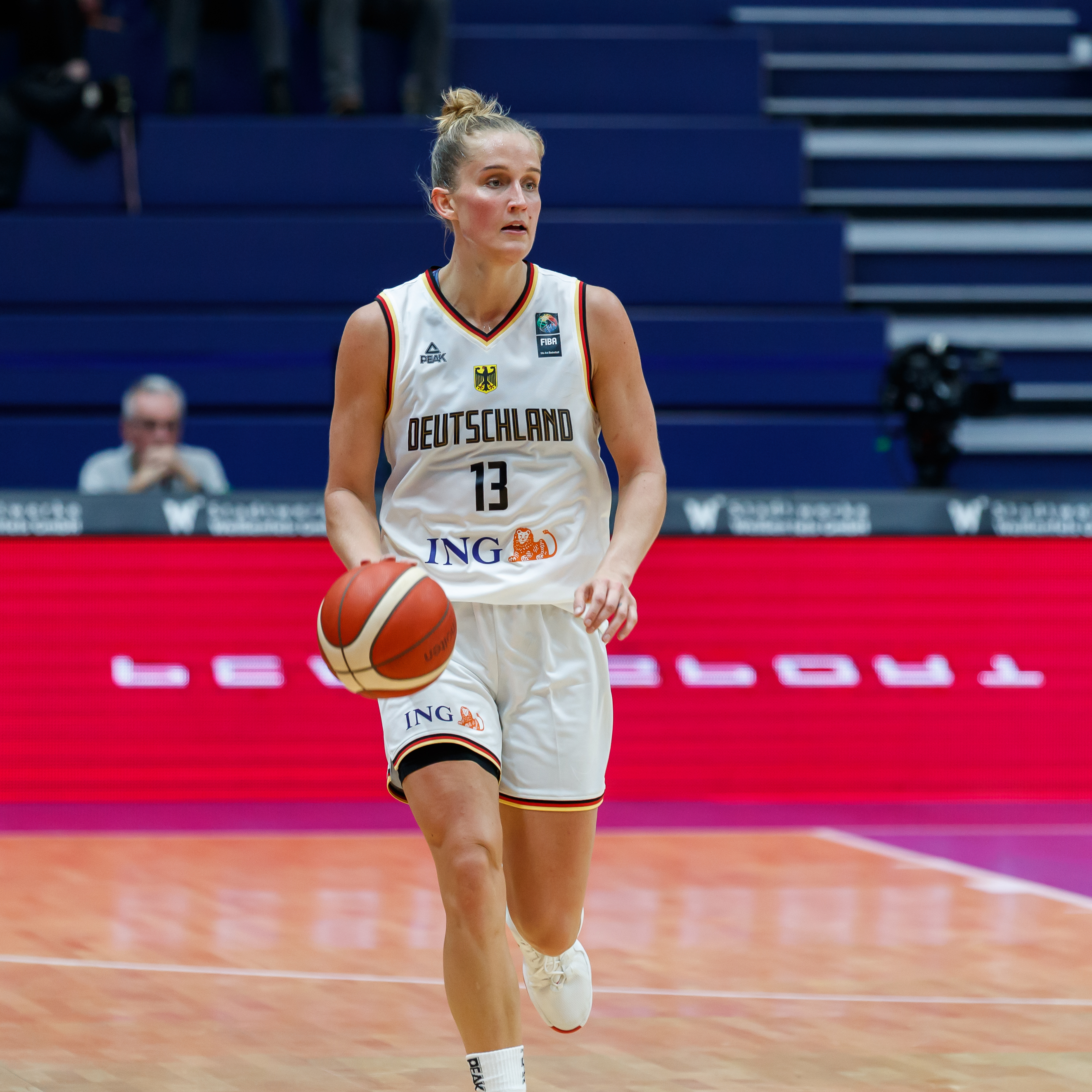 File2022-11-24 Basketball, FIBA Womens Eurobasket Qualifiers, GER-BIH 1DX 6327 by Stepro.jpg