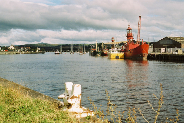 File:Abhainn Abhoca, Avoca River, Arklow - geograph.org.uk - 1618815.jpg