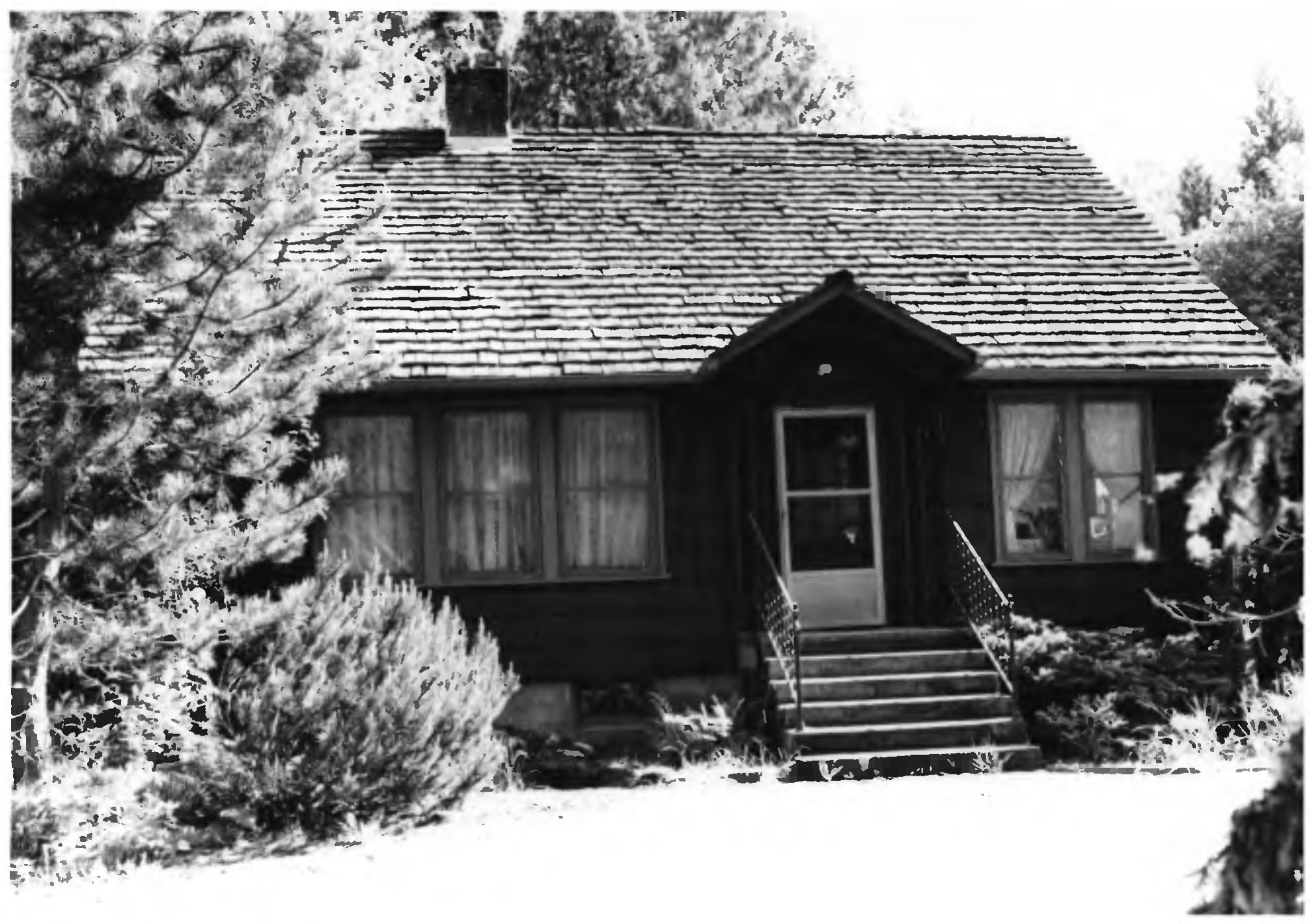 Photo of Backus-Marblemount Ranger Station House No. 1009