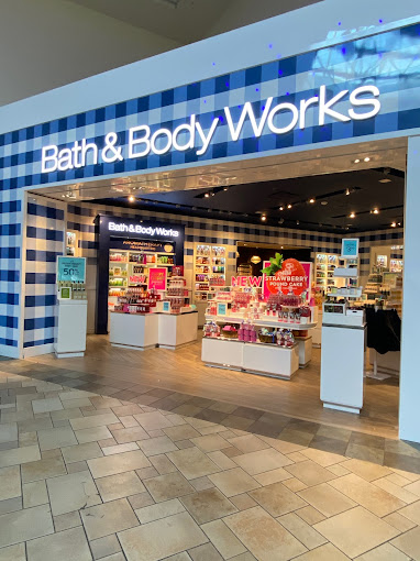 File:Bath & Body Works inside Southern Park Mall.jpg