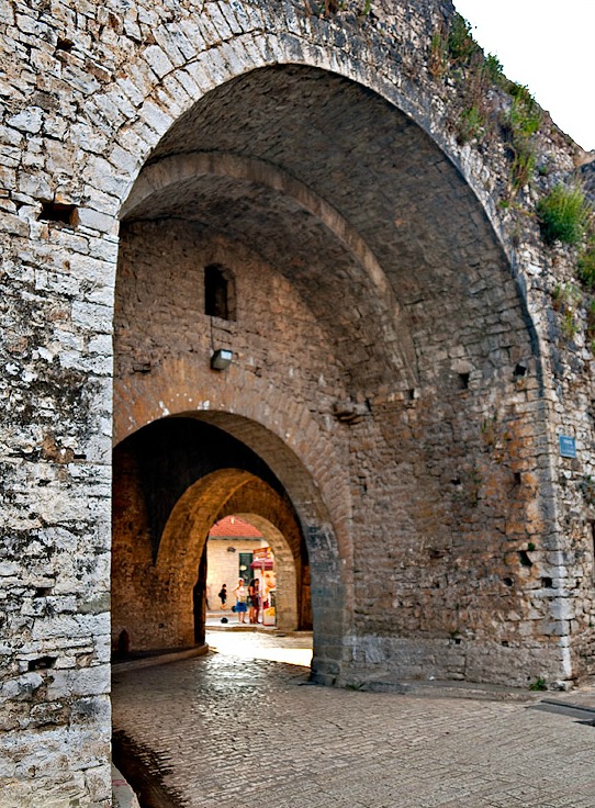 Το Βυζαντινό Κάστρο των Ιωαννίνων 