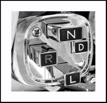 File:Chrysler imperial dash push button transmission=1956.jpg