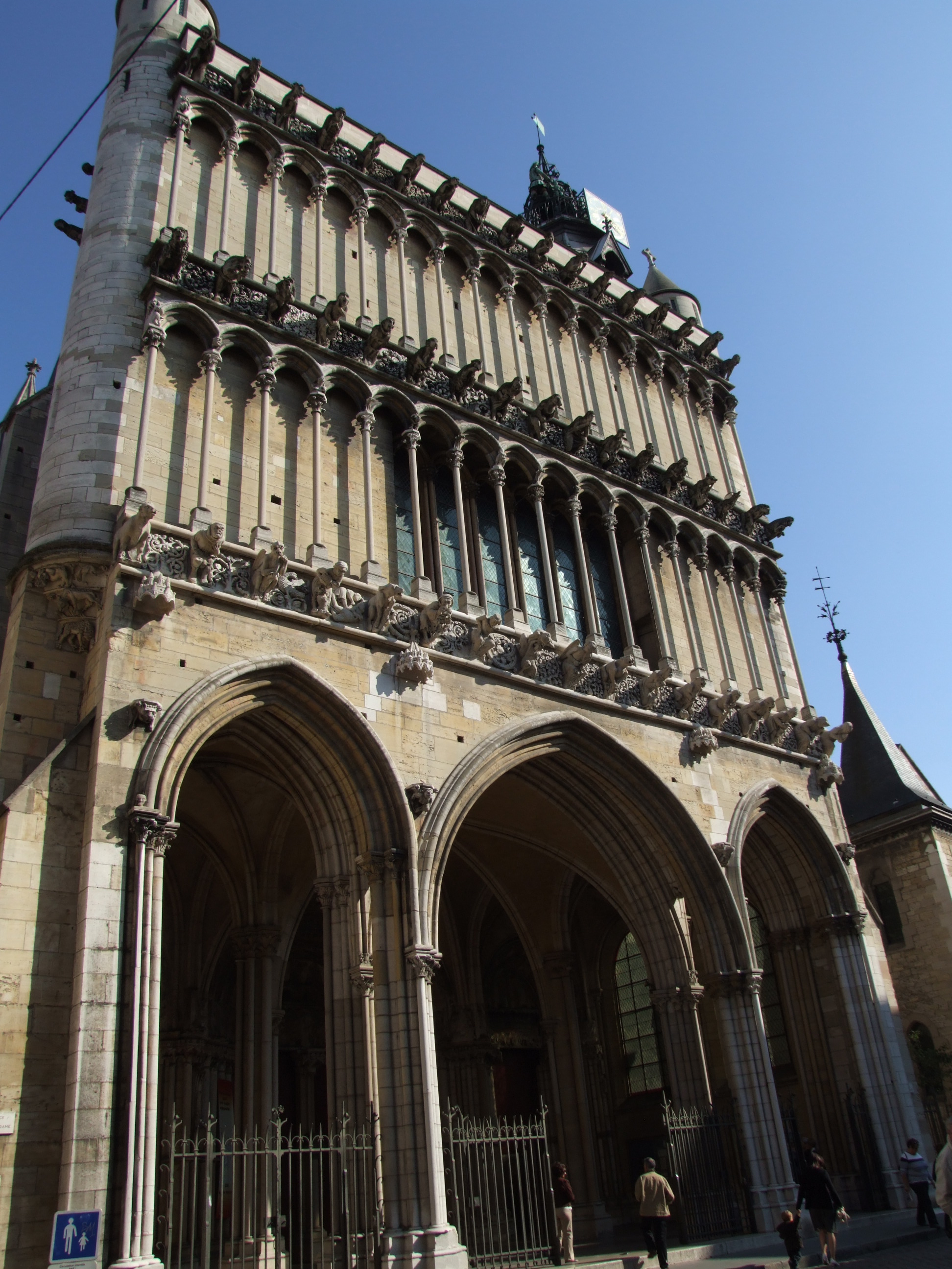 notre dame de dijon