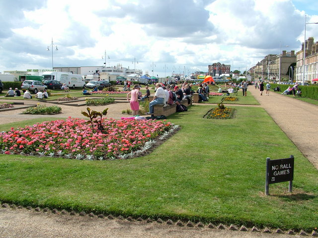 Gardens near Claremont Pier, Lowestoft - geograph.org.uk - 1420551