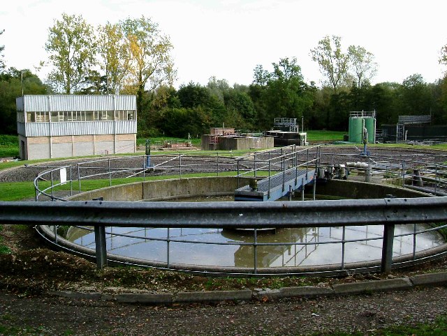 File:Hall Lane Sewage Farm - geograph.org.uk - 69284.jpg