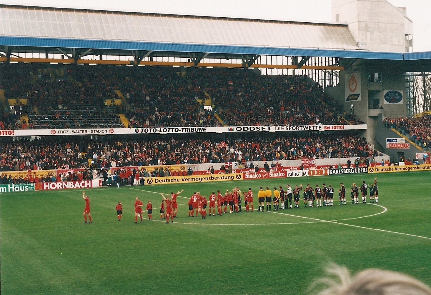 Fritz-Walter-Stadion 15-04-2000.jpg