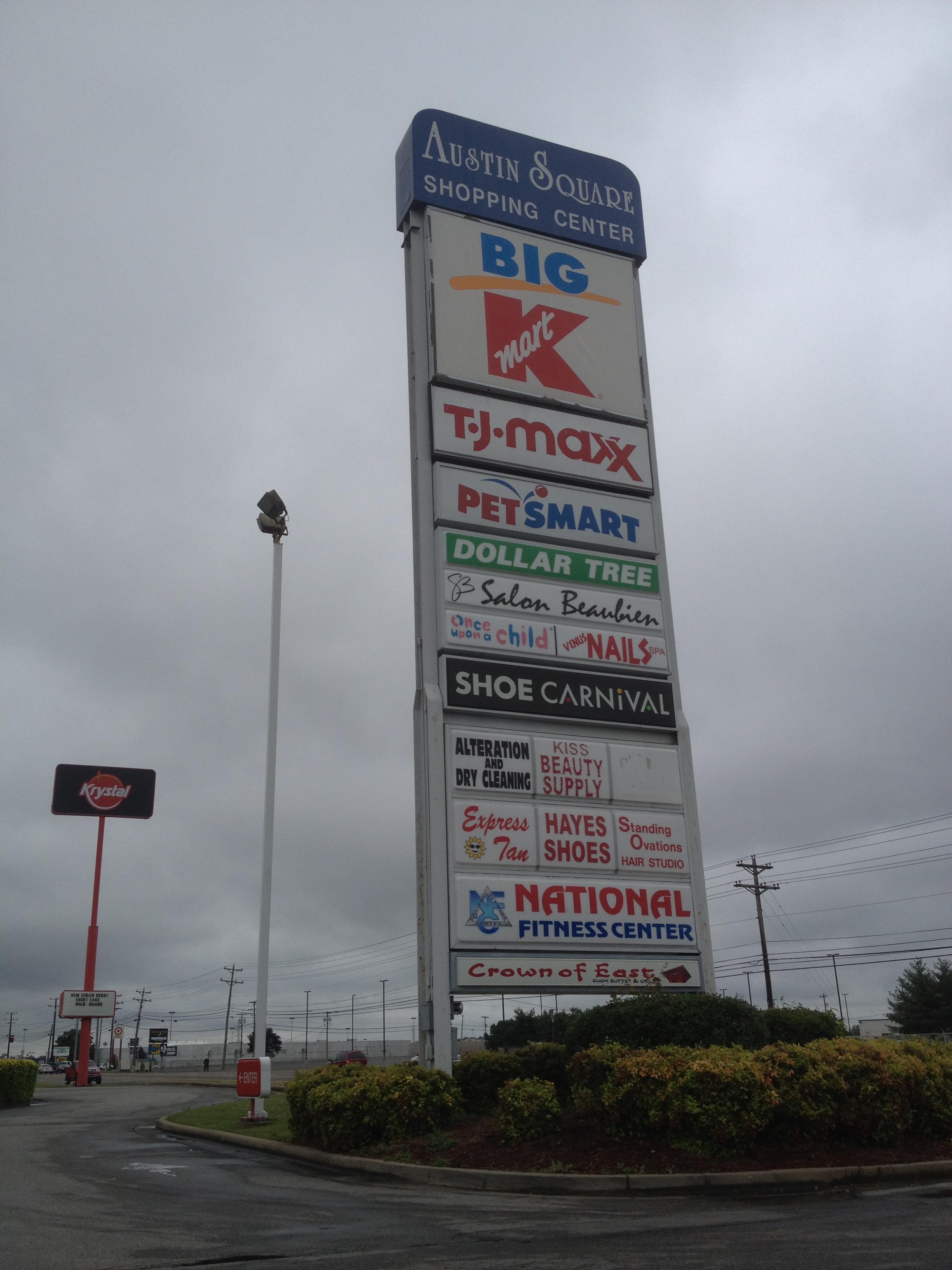 File:Kmart North Broadway St Knoxville, TN (7246942510).jpg - Wikimedia  Commons