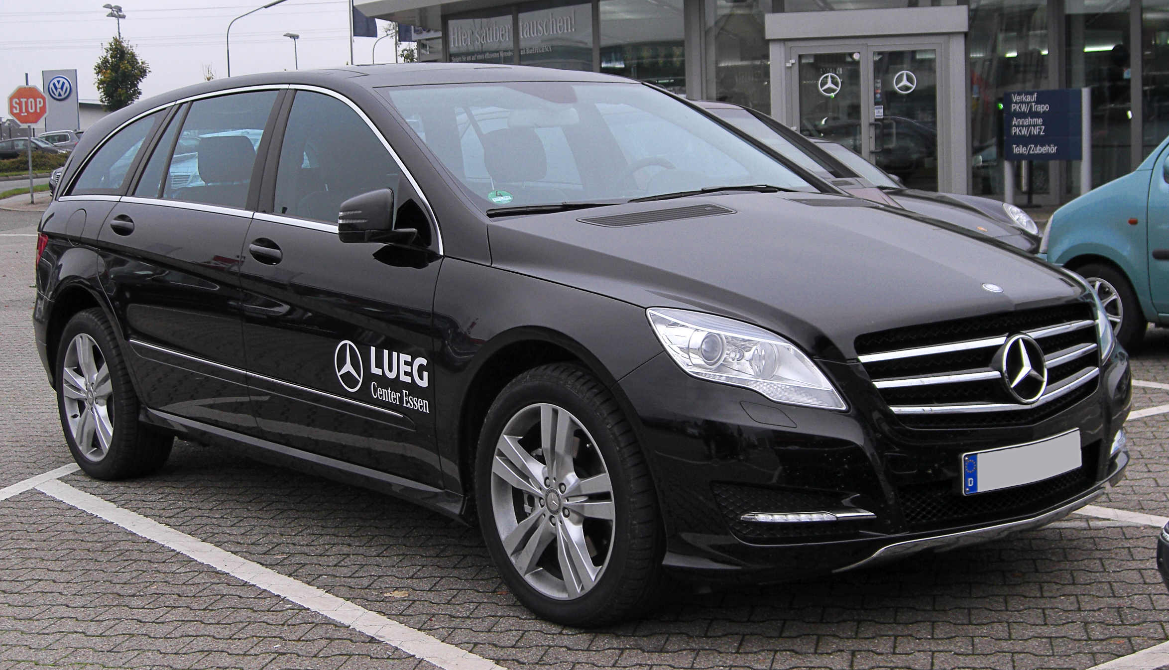 File:Mercedes R 350 CDI 4MATIC Lang (V251) Facelift front-1 20101017.jpg -  Wikipedia