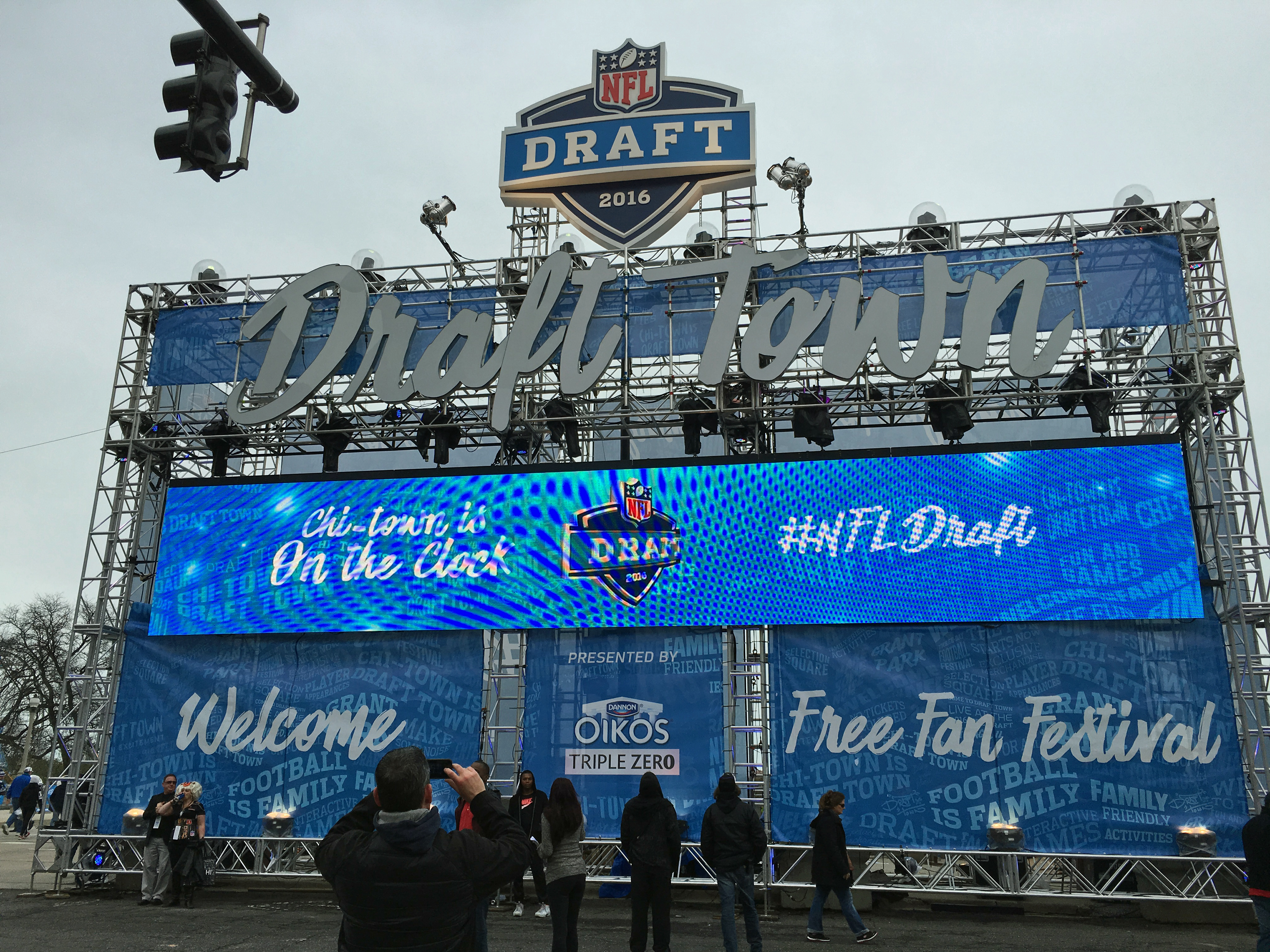 File:NFL Shop at the Draft Chicago 2016 03.JPG - Wikimedia Commons