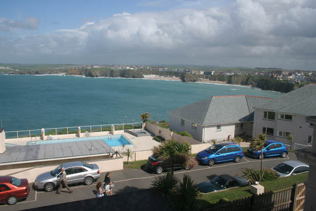 File:Newquay Bay - geograph.org.uk - 433762.jpg