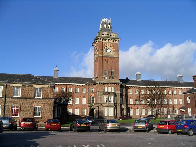 File:Old Walton Hospital - geograph.org.uk - 292465.jpg