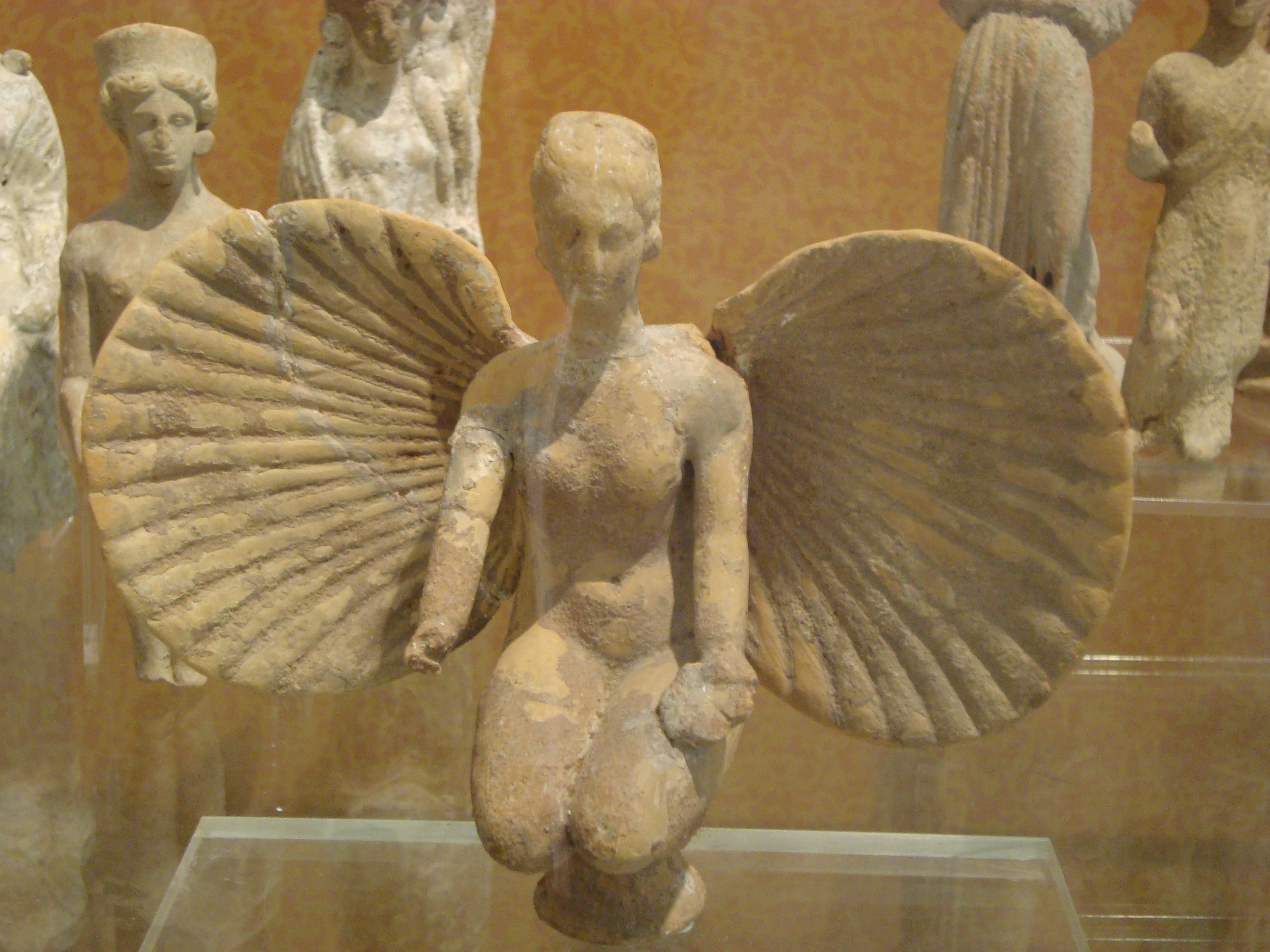 fichier-petite-aphrodite-jpg-wikip-dia