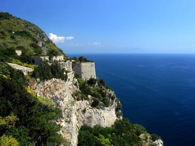 File:Southern Fortifications lkg East - panoramio.jpg