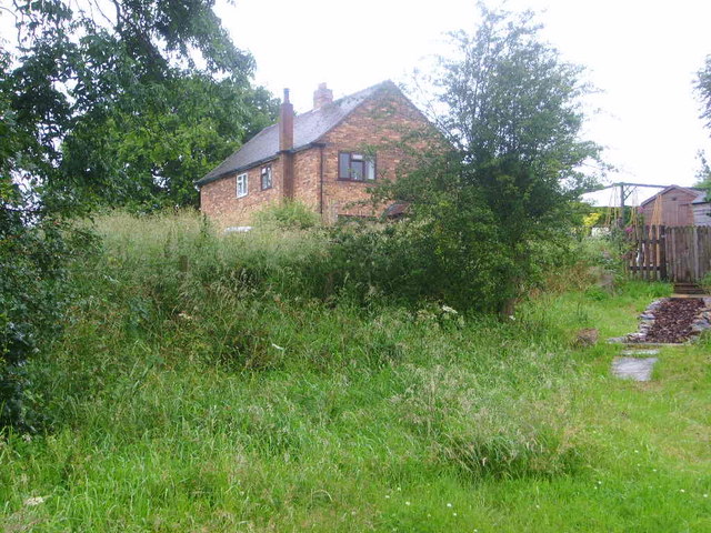 File:The Moors - geograph.org.uk - 488993.jpg