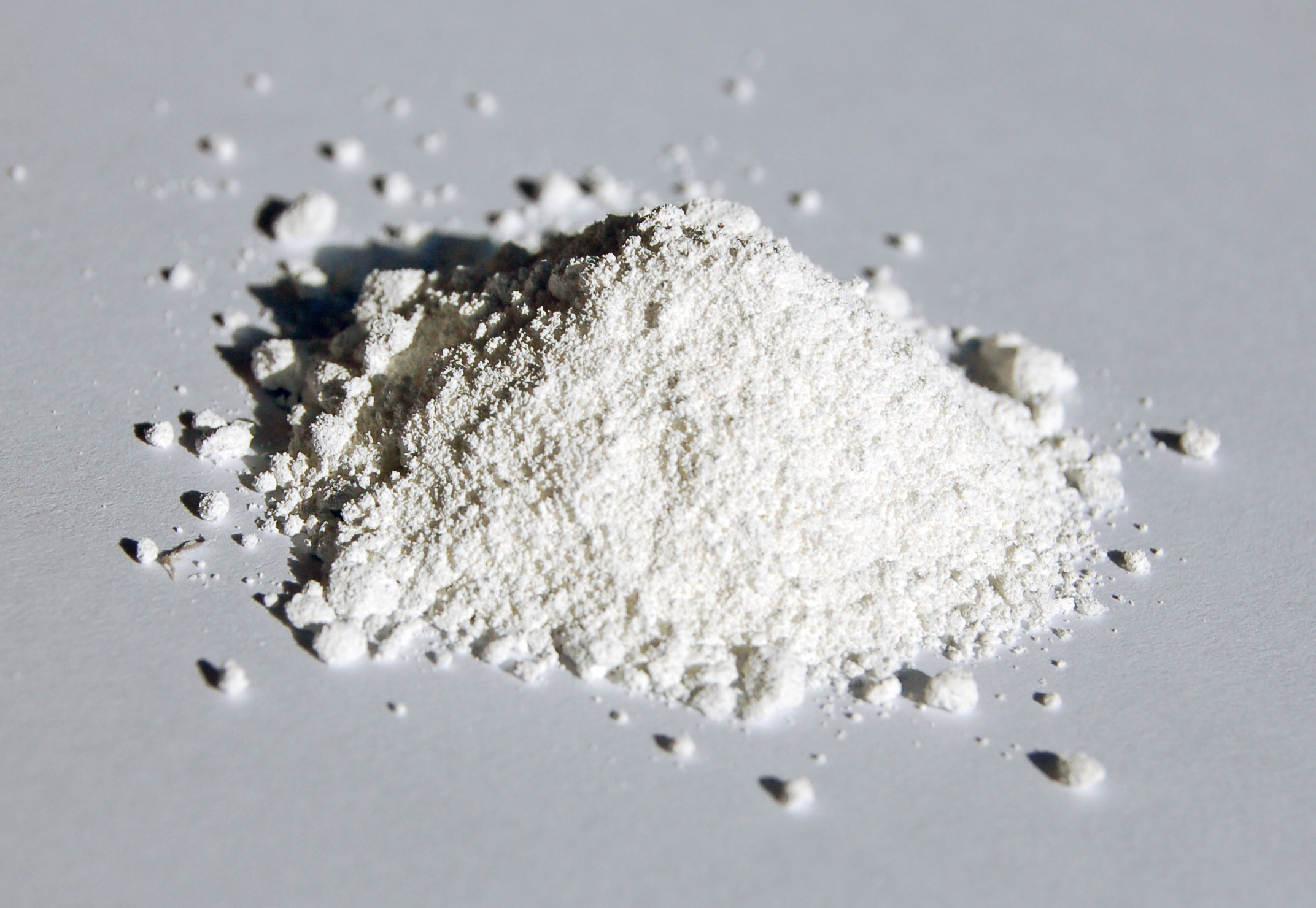 file-titanium-dioxide-sample-jpg-wikimedia-commons