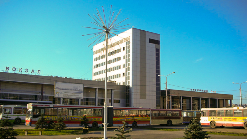 File:Tyumen Railway Station Terminal 2008.jpg
