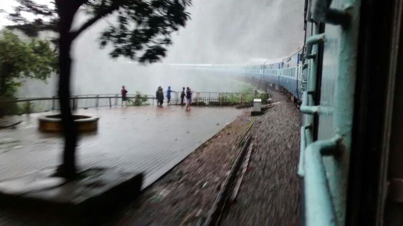 File:Castle rock railway station, Karnataka.jpg