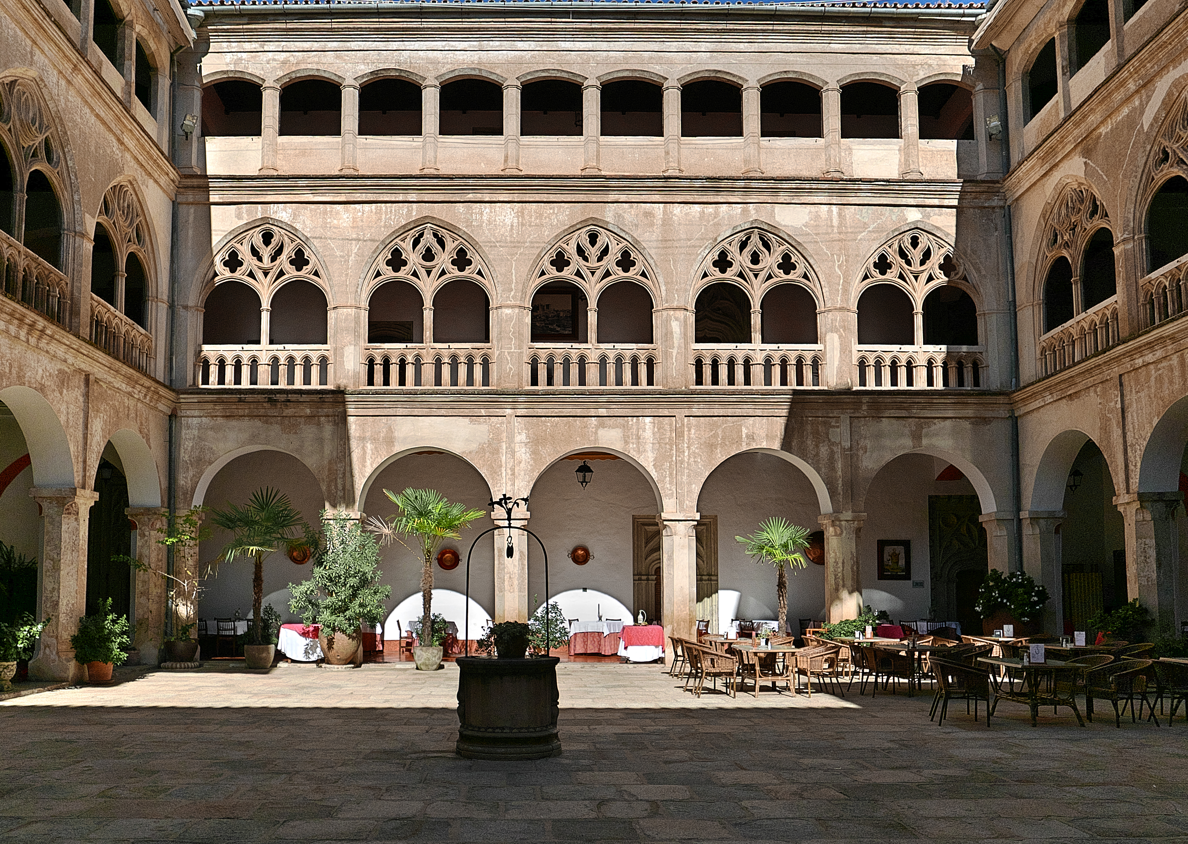 Se puede visitar el monasterio de lupiana