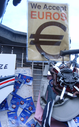 Sign at a London souvenir stall, stating that payment in euros is accepted