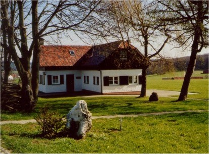 File:Eybacher Hütte (2009).jpg