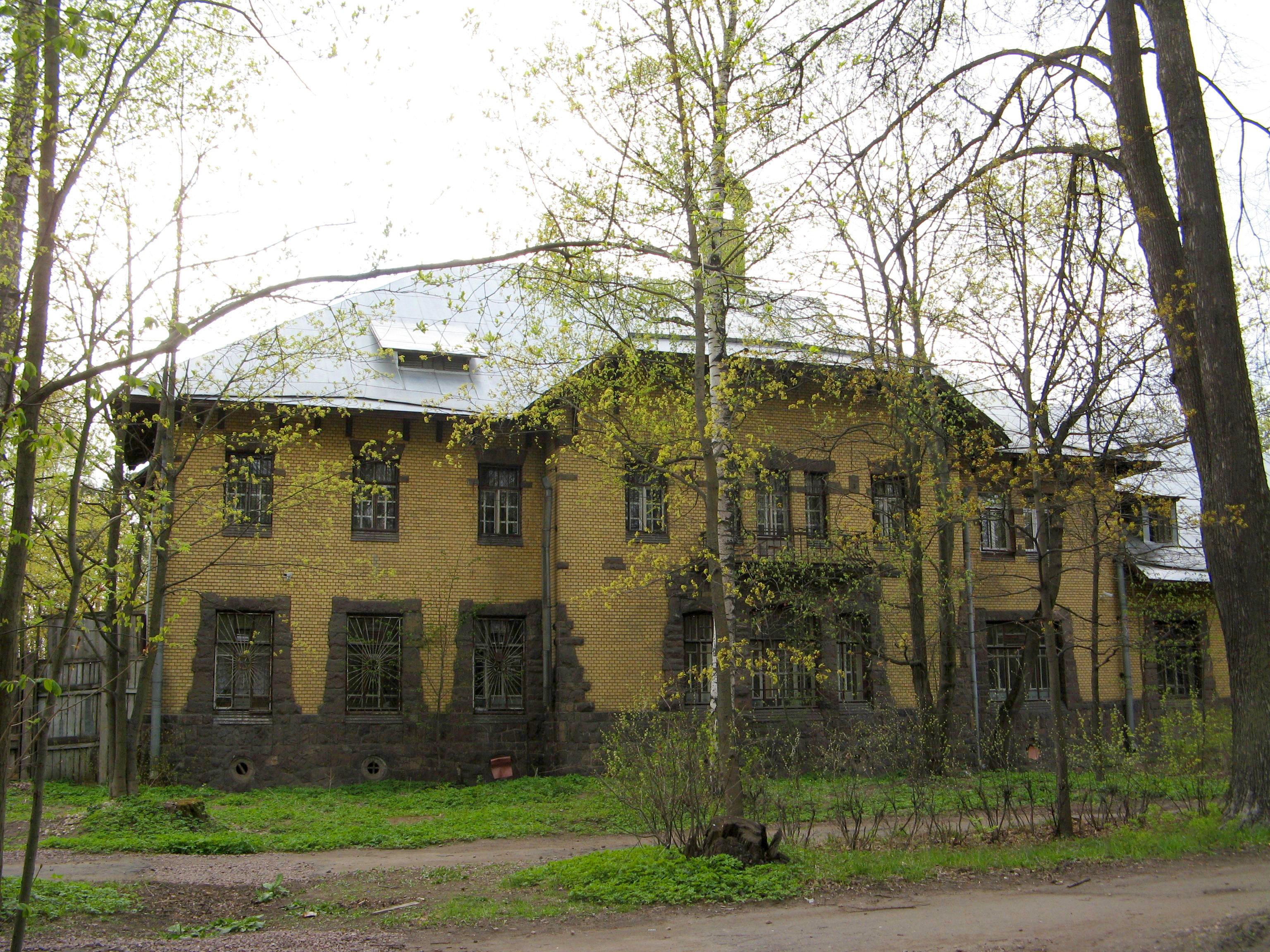 Психоневрологический диспансер фермское шоссе. ПНД Фермское шоссе 34. Фермское шоссе 34. Английские домики Фермское шоссе. Студия улыбок Фермское шоссе.