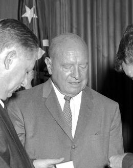 File:Harry Anslinger 1962.jpg