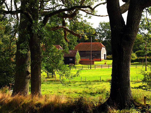 File:Hatch House Farm - geograph.org.uk - 62448.jpg