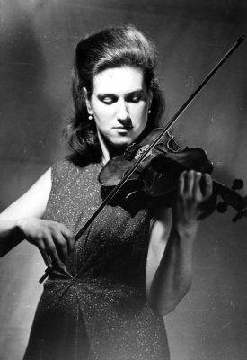 <span class="mw-page-title-main">Jela Špitková</span> Slovak violinist (born 1947)