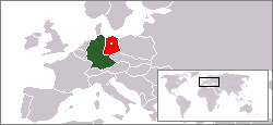 De Bondsrepubliek (groen) en de DDR (rood)