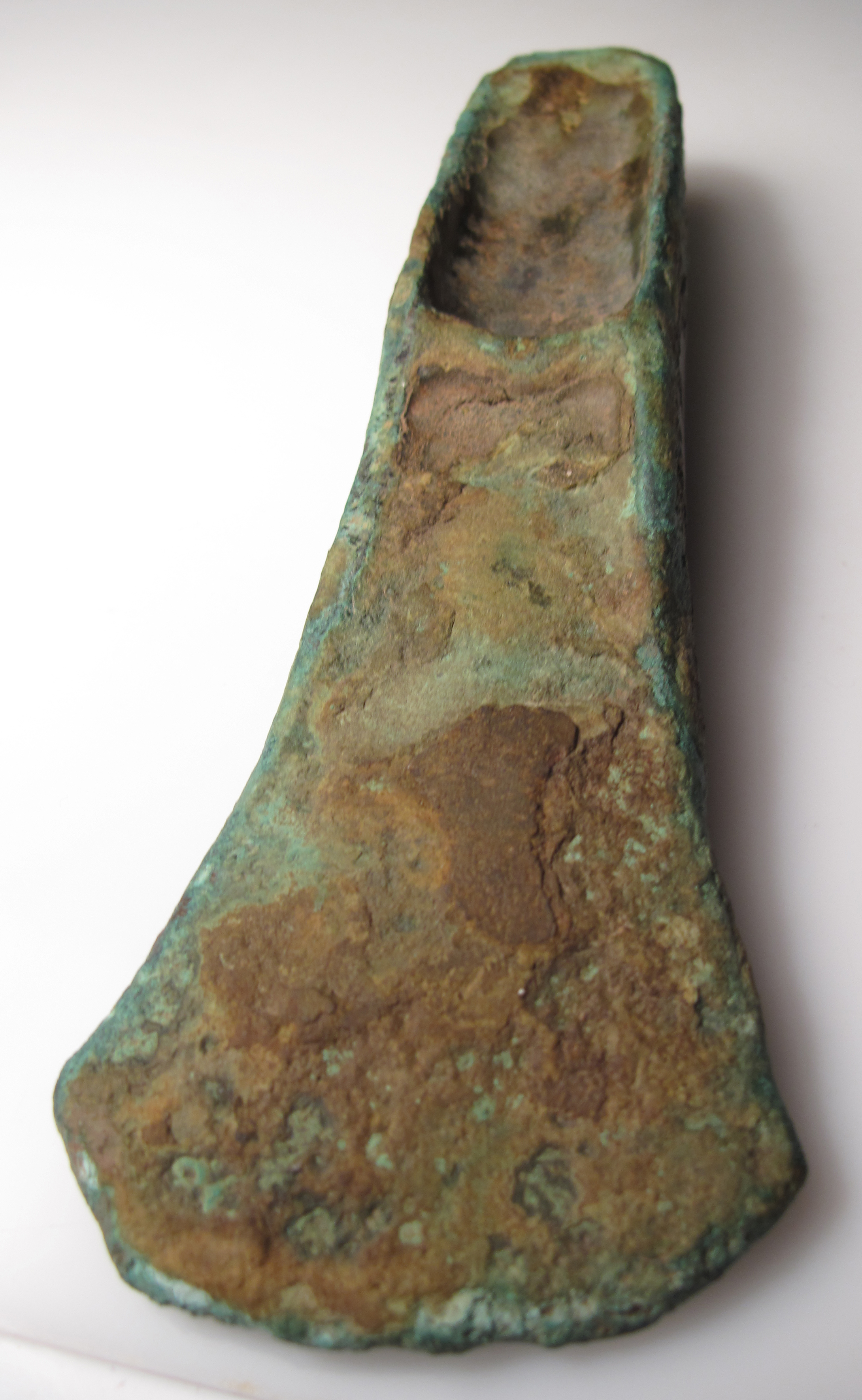 File:Fluted jug, Cypriot, Late Bronze Age, Late Cypriote 