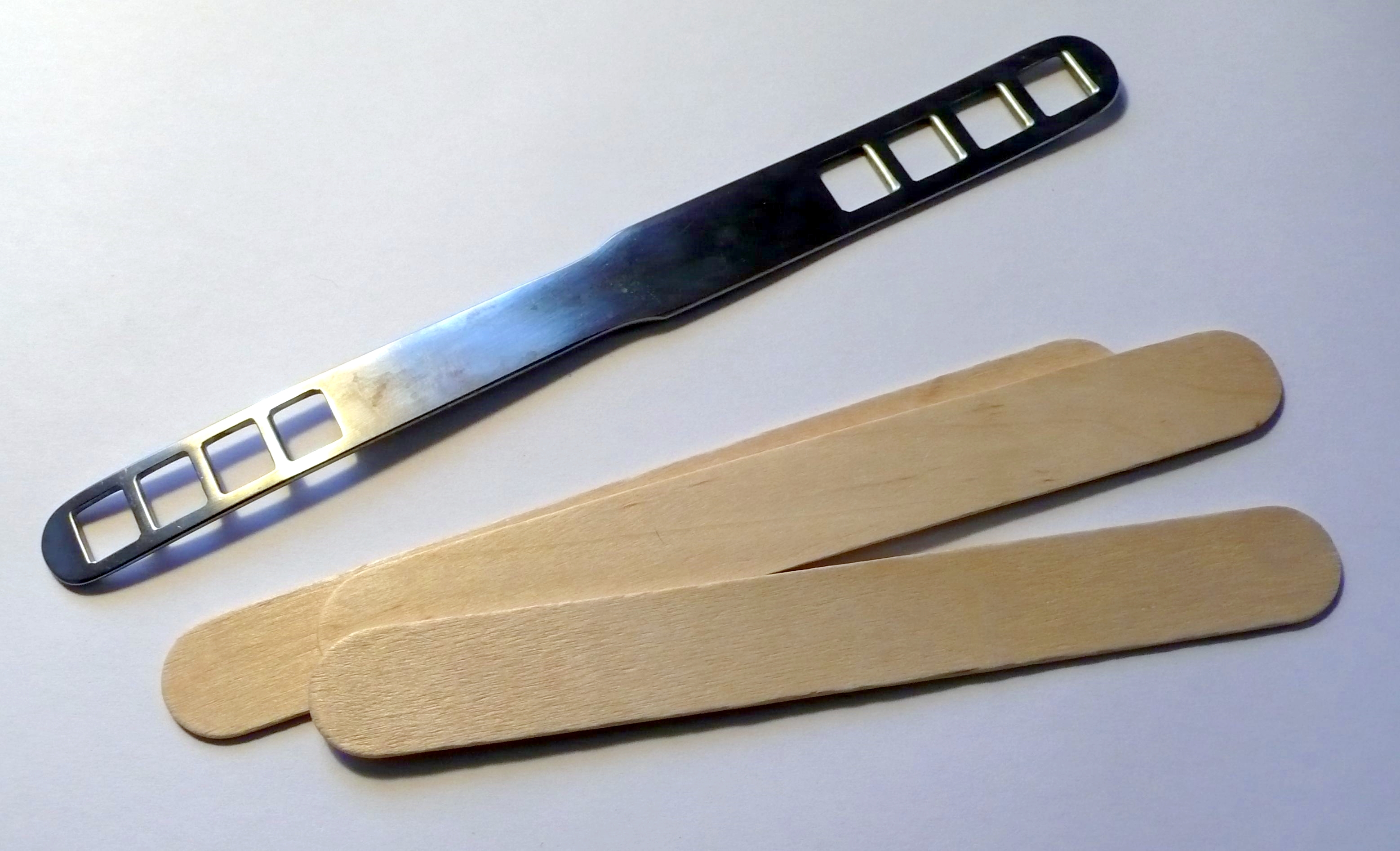 Tongue Depressor | 10 Uncommon First Aid Items To Have On Hand For An Emergency