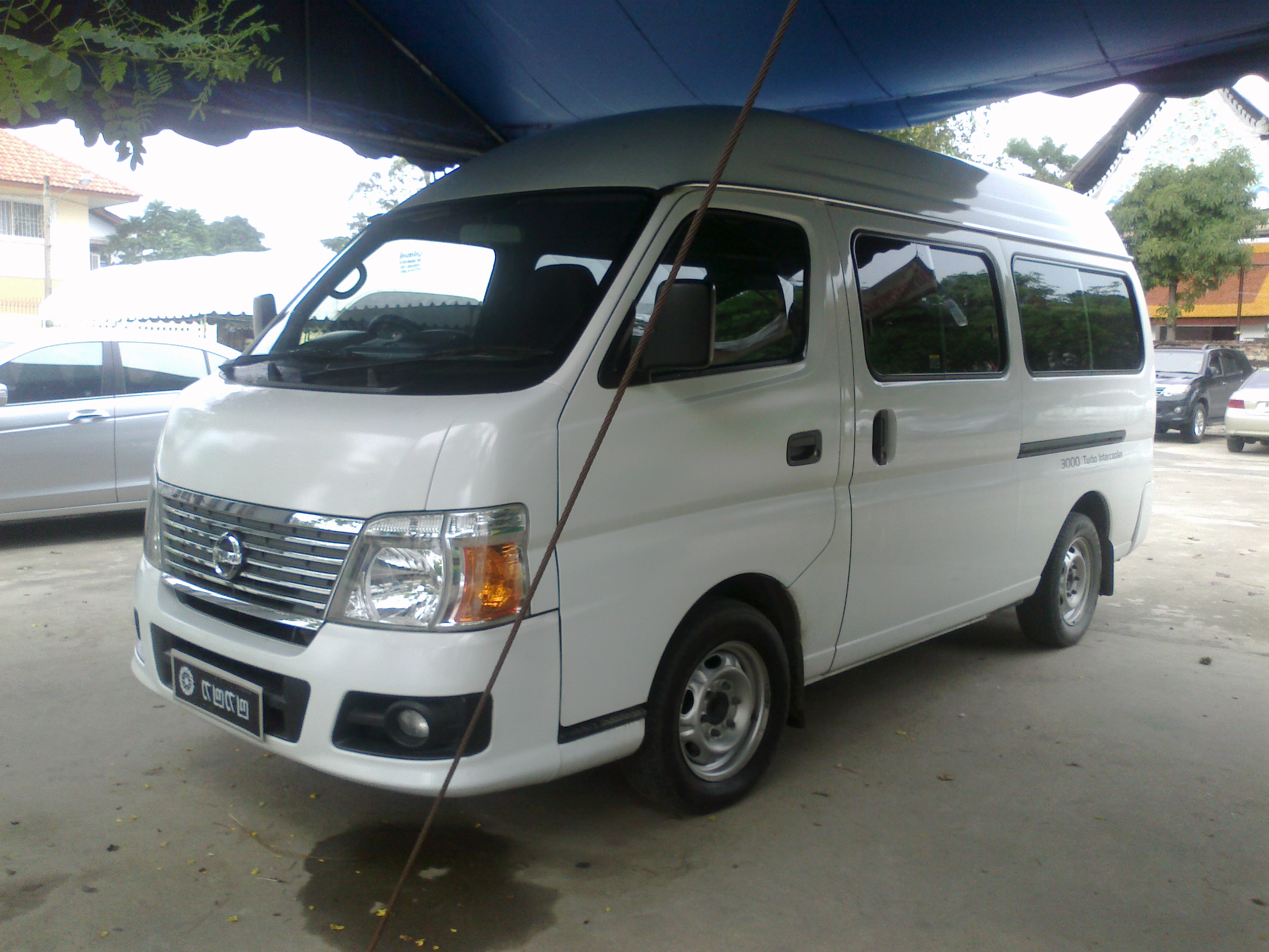 nissan urvan