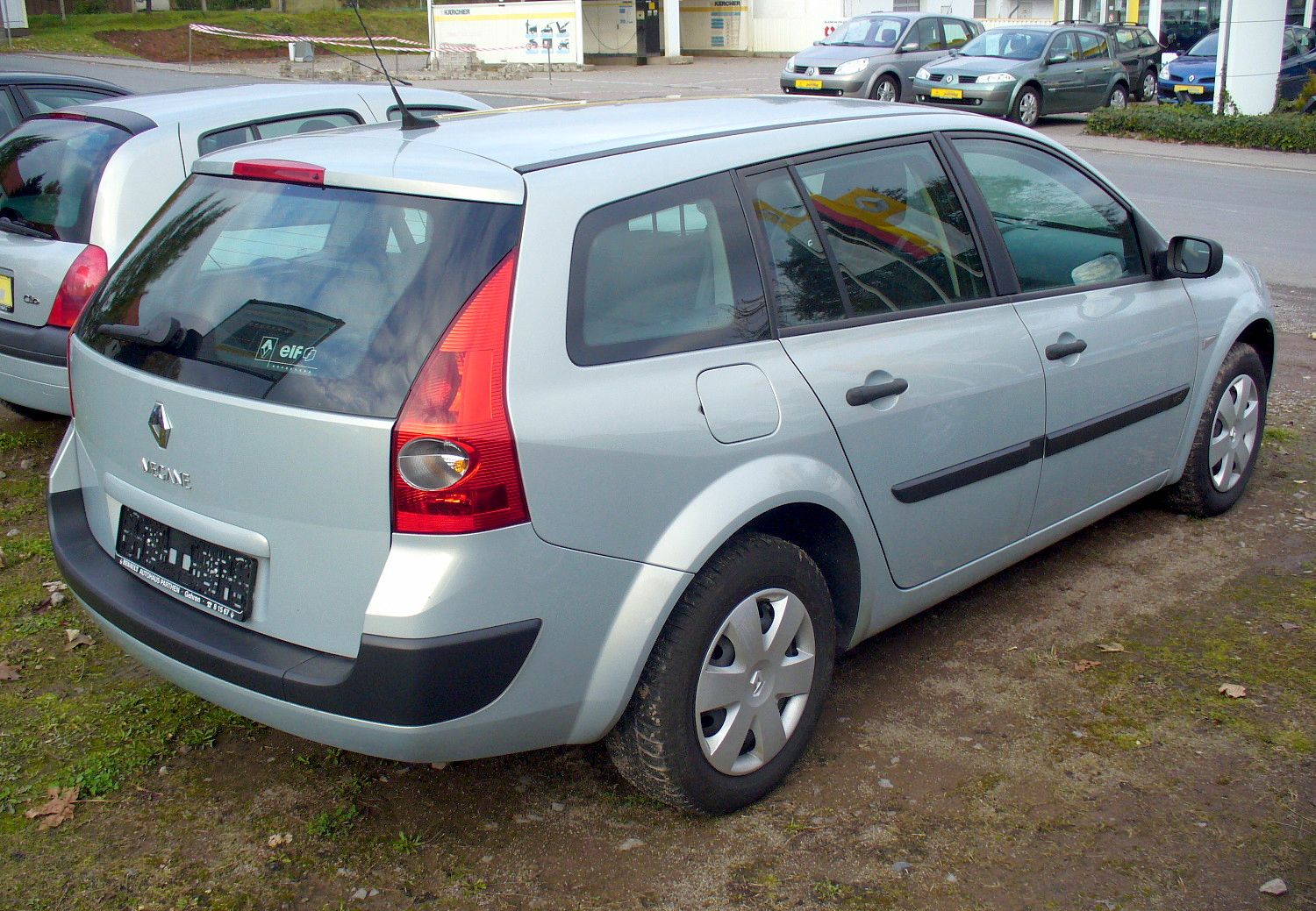 Archivo:Renault Megane II Grandtour rear 20090118.jpg - Wikipedia, la  enciclopedia libre