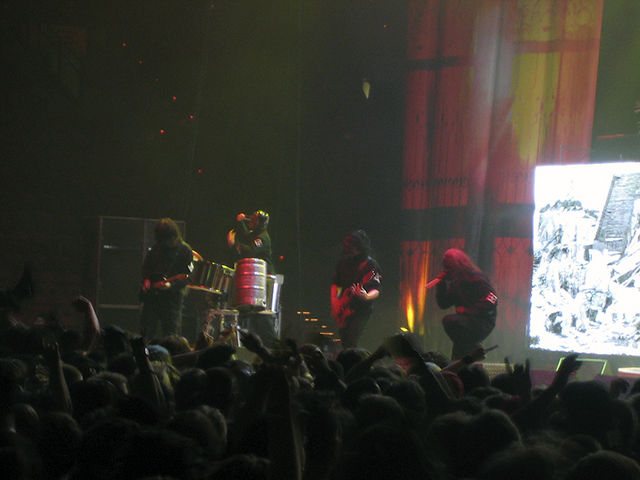 File:Slipknot Live in Wisconsin 2005.jpg