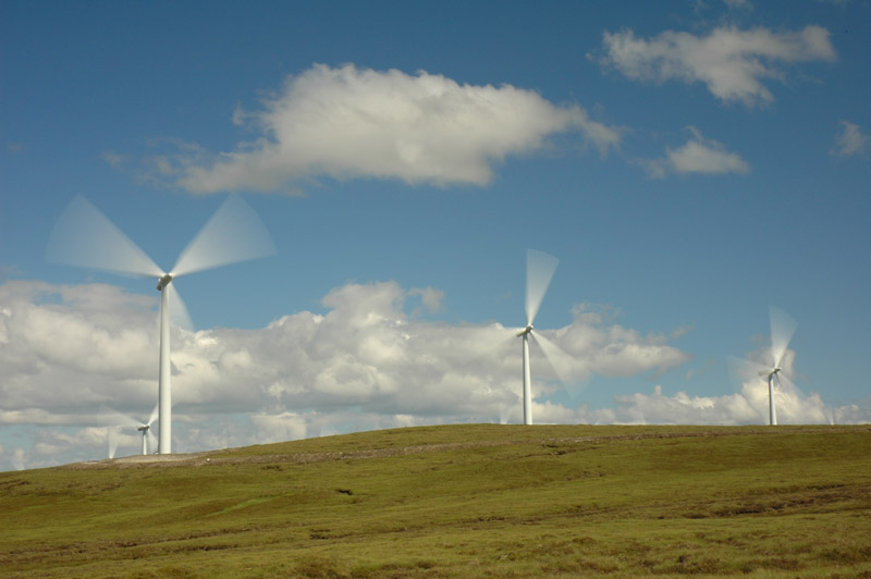 File:Wind farm near Farr - geograph.org.uk - 2159461.jpg