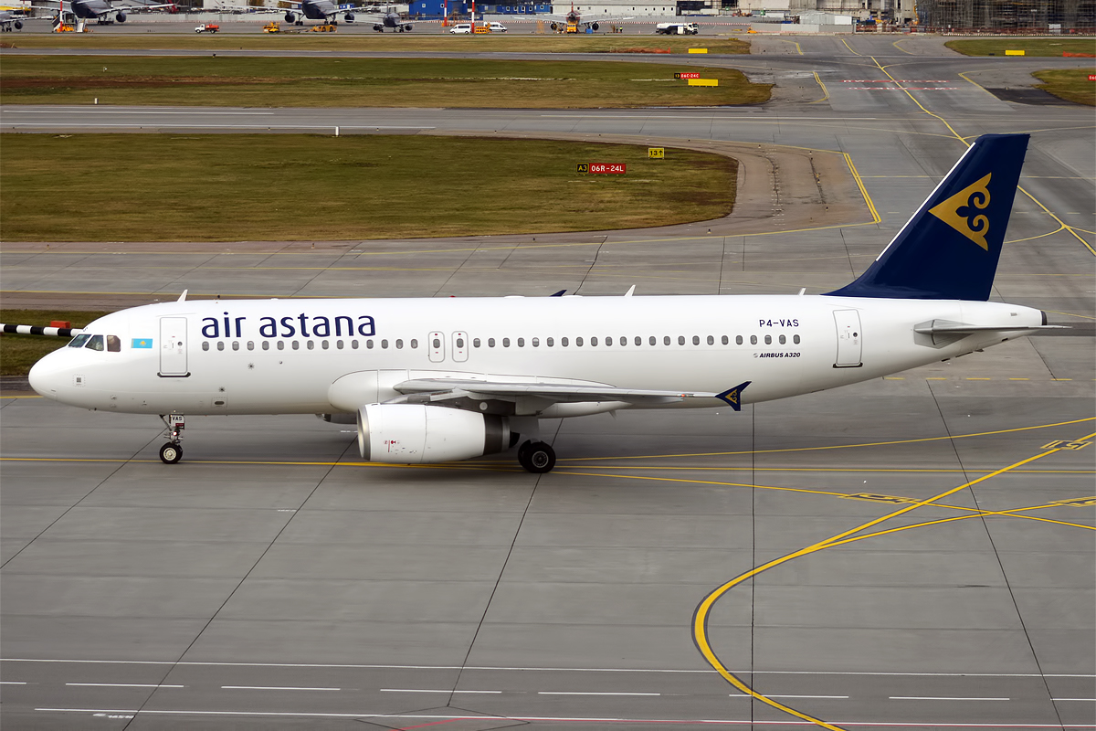 Самолет air. A320 Air Astana. АИР 320. Аэробус а320 АИР. Самолёт Airbus 320 232.