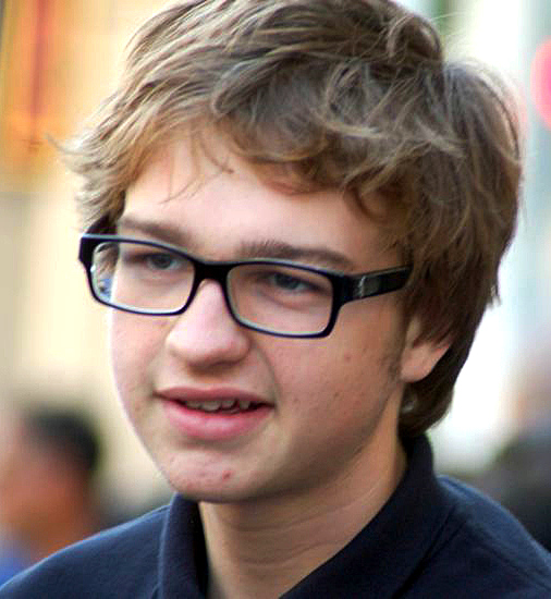 File:Angus T. Jones 2, 2011.jpg