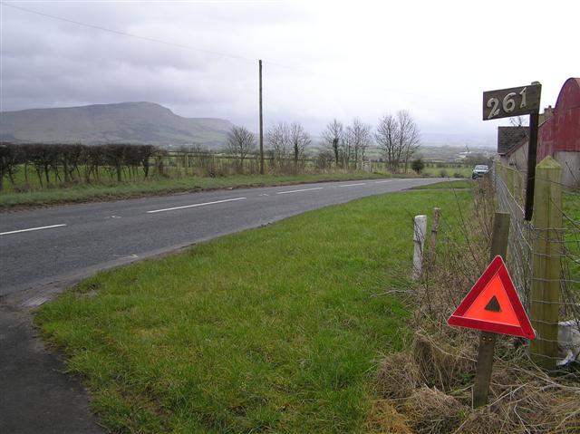 File:Ballyquin Road - geograph.org.uk - 716675.jpg